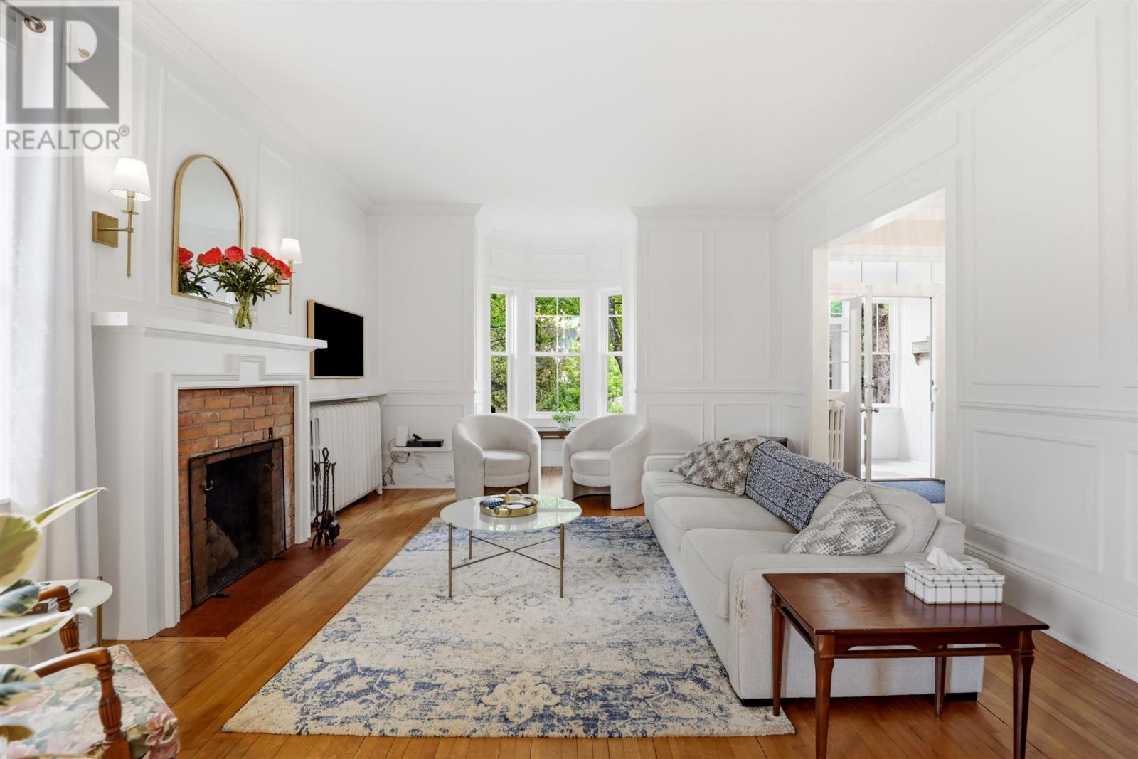 36 Herrick ST - 8