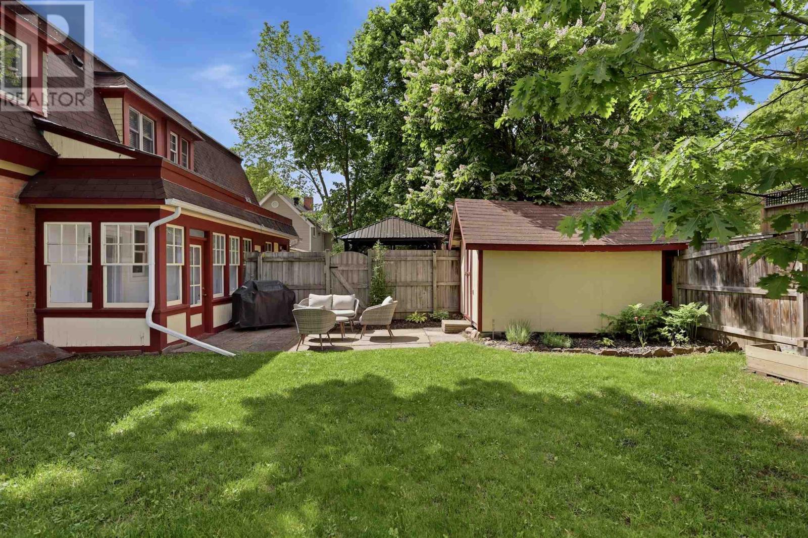 36 Herrick ST - 38