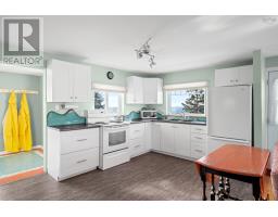 125 The Point Road, Blue Rocks, NS B0J2C0 Photo 13
