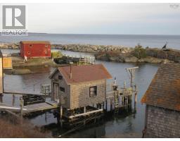 125 The Point Road, Blue Rocks, NS B0J2C0 Photo 38