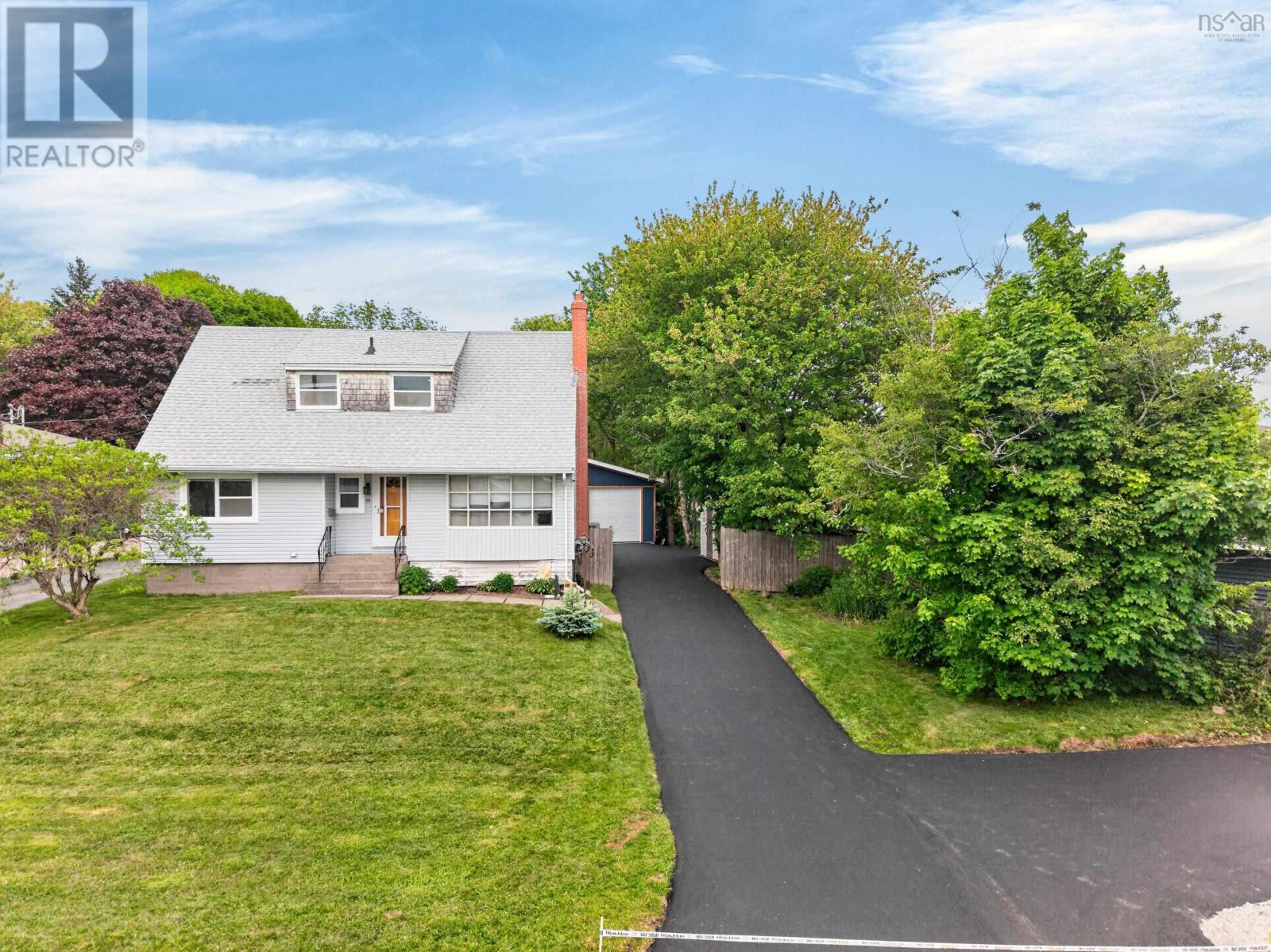 15 Hilltop Terrace - Image 2