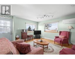 125 The Point Road, Blue Rocks, NS B0J2C0 Photo 18