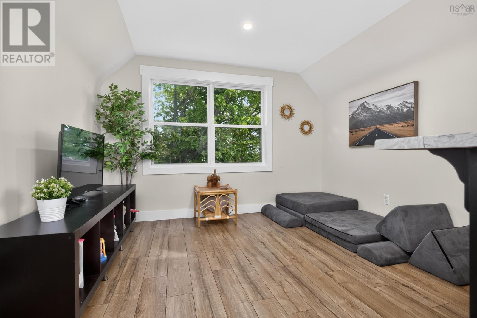 15 Hilltop Terrace - 43