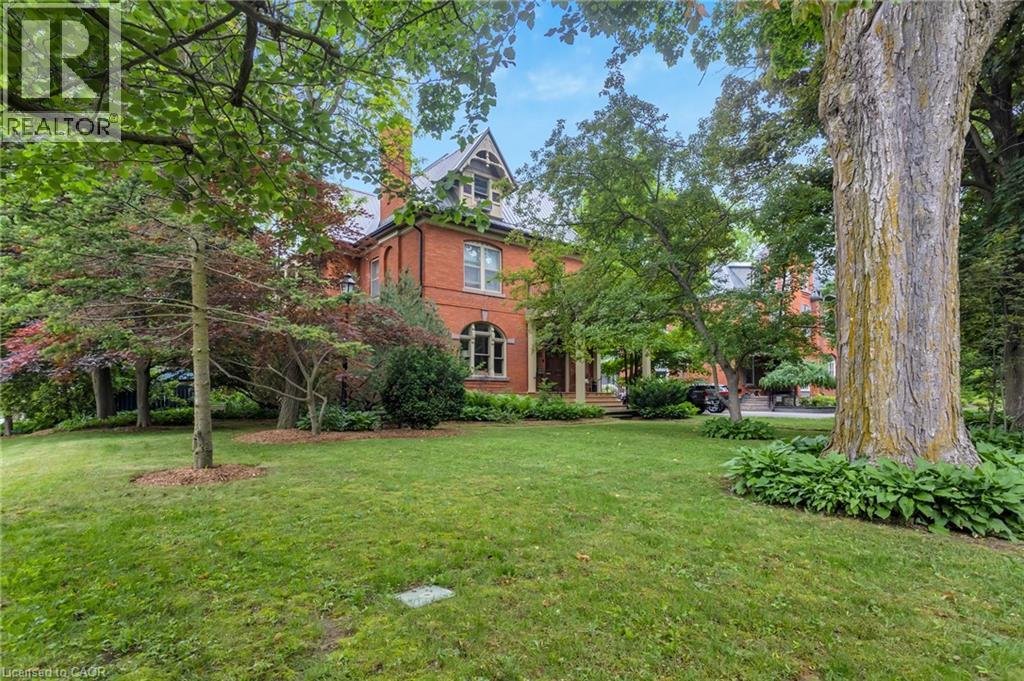 105 VANSITTART Avenue - 12