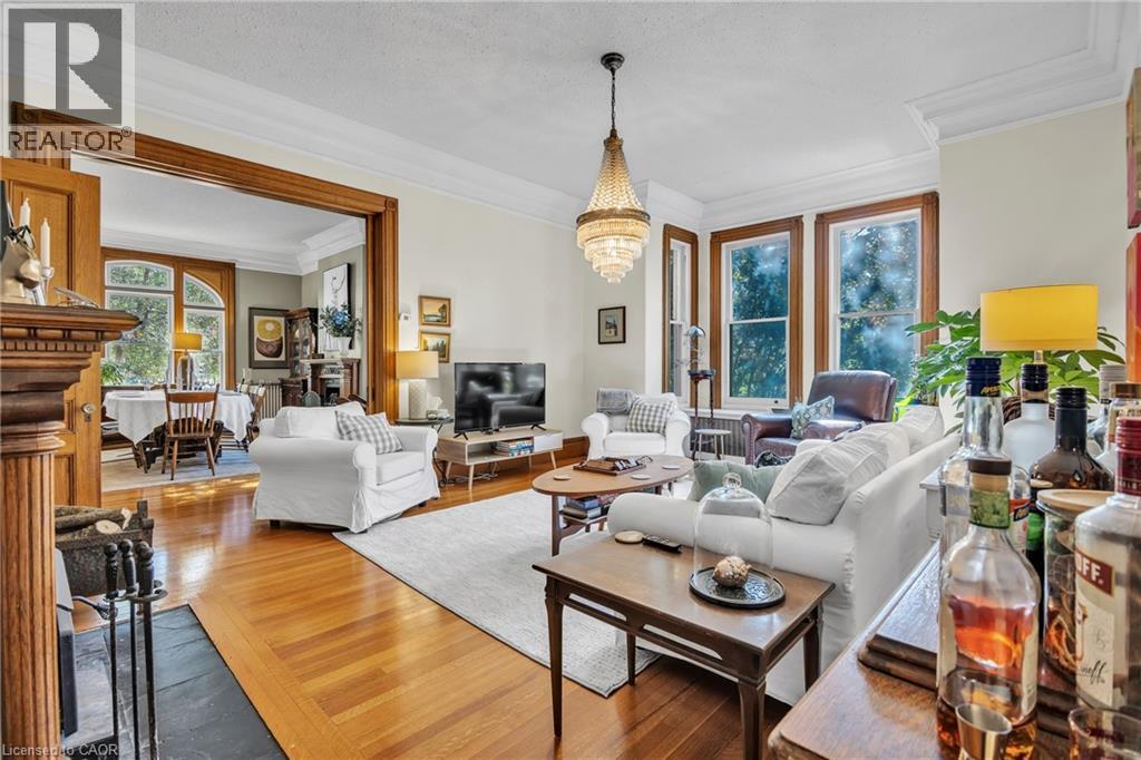105 VANSITTART Avenue - 21