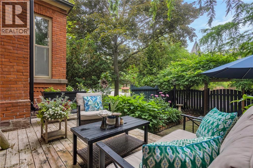 105 VANSITTART Avenue - 4