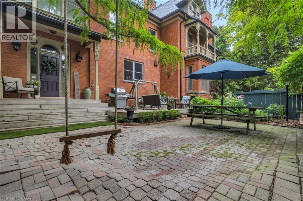 105 VANSITTART Avenue - 6