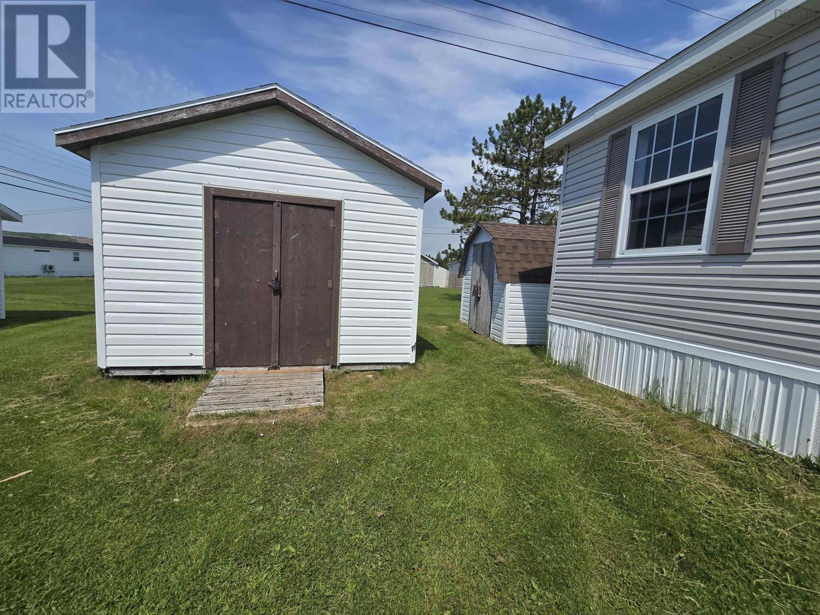 Property 20 of 26 of 9 Highfield Ave Avenue