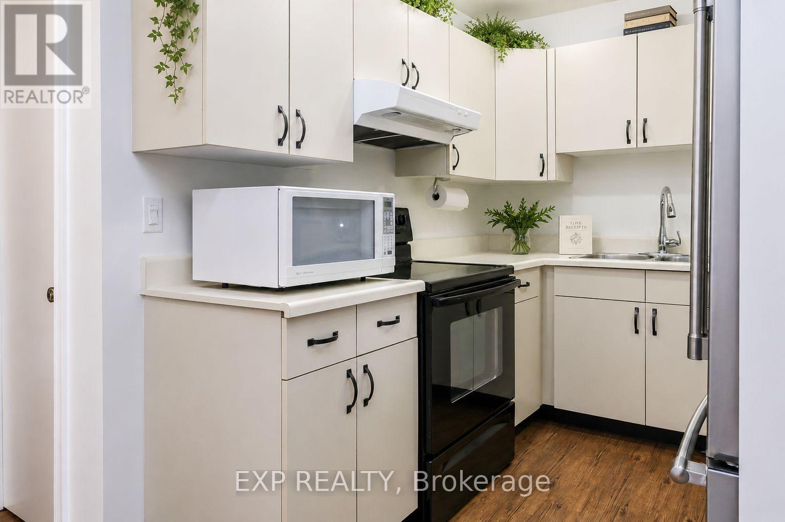 9 TRAFALGAR ROAD - 8