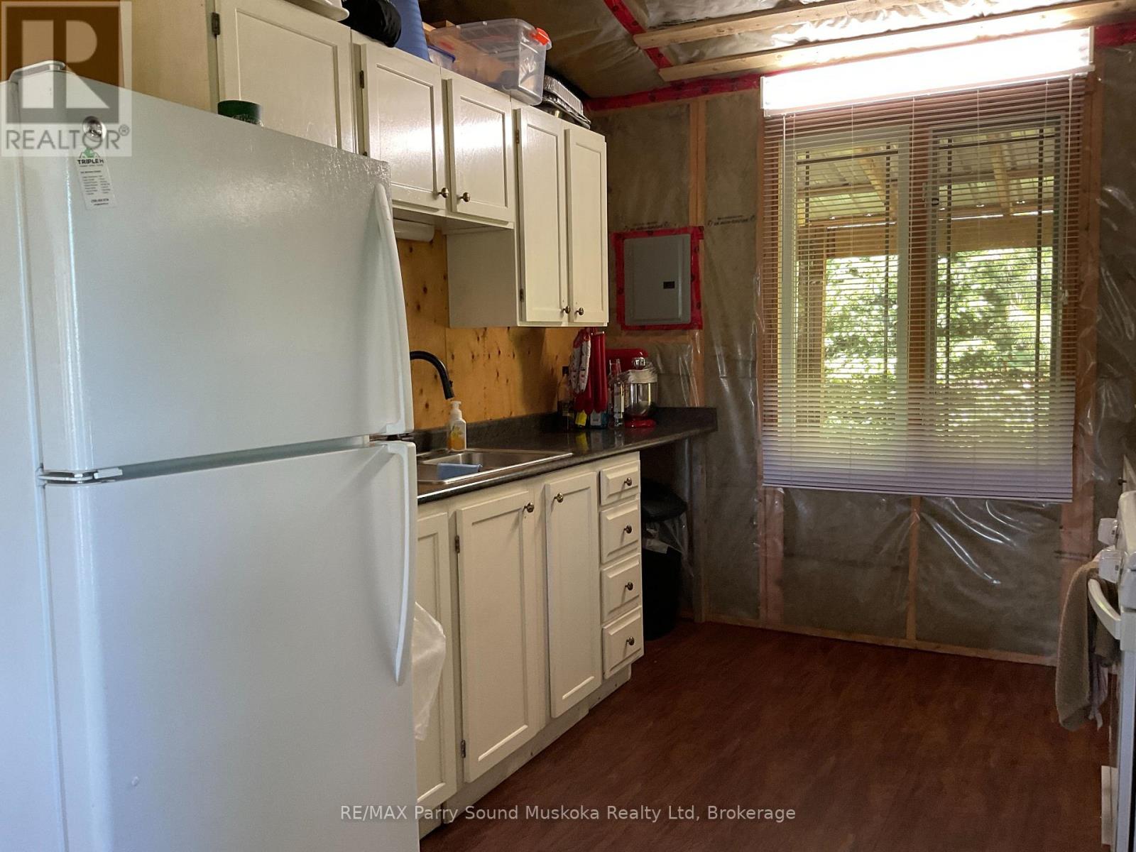 135 DANIEL DRIVE - 16
