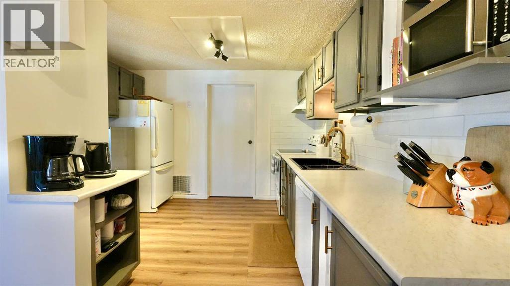 #15, 8205 98 Street — photo 30
