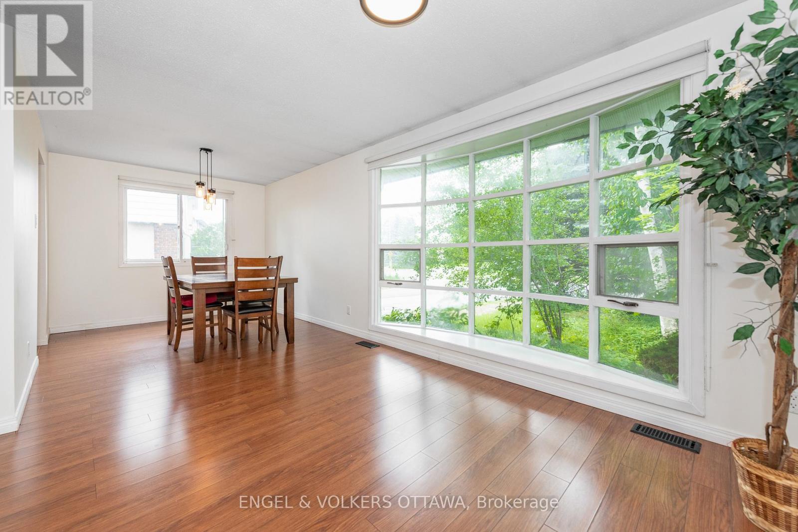 75 WOODFIELD DRIVE - 8