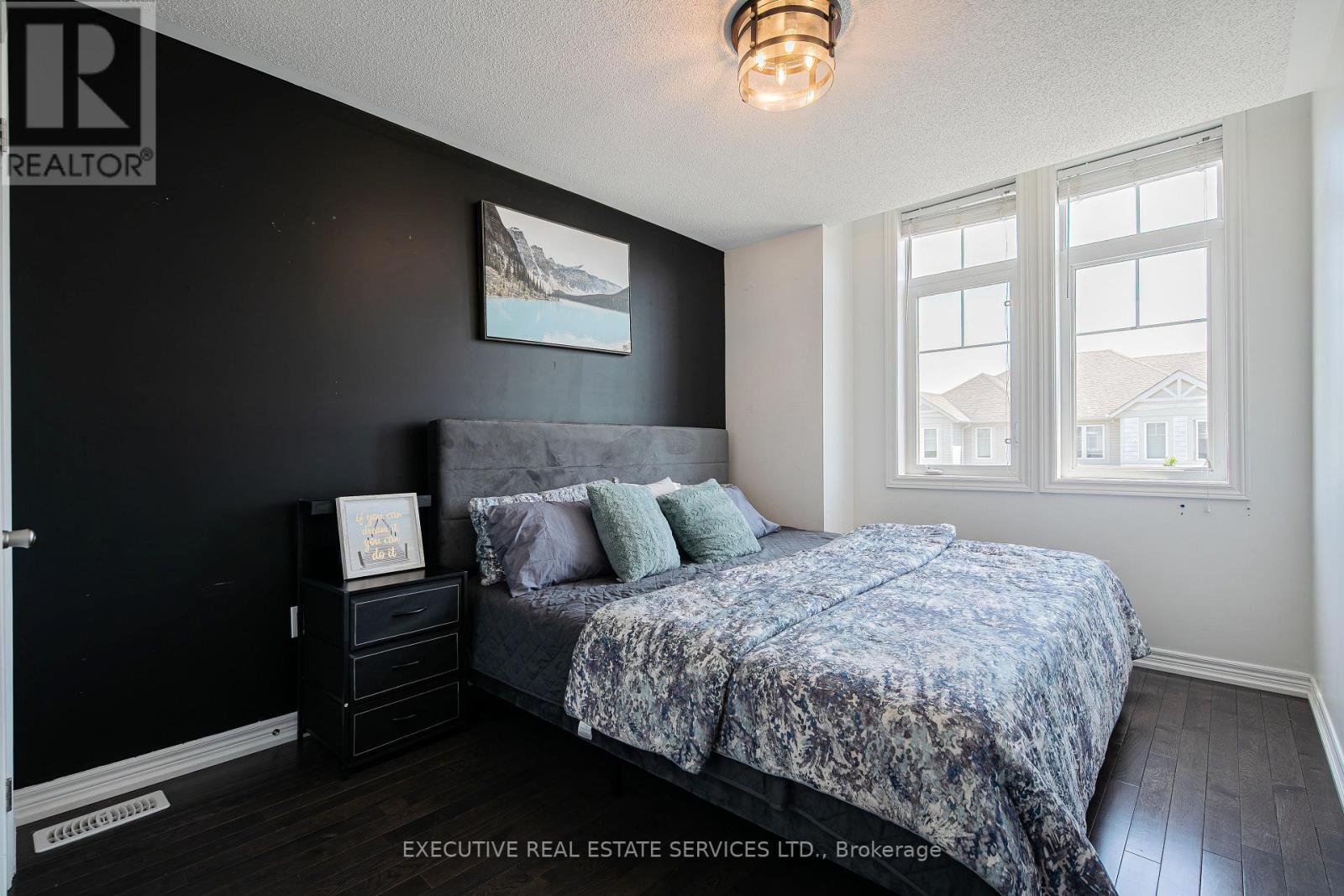 2 NECTARLANE AVENUE - 15