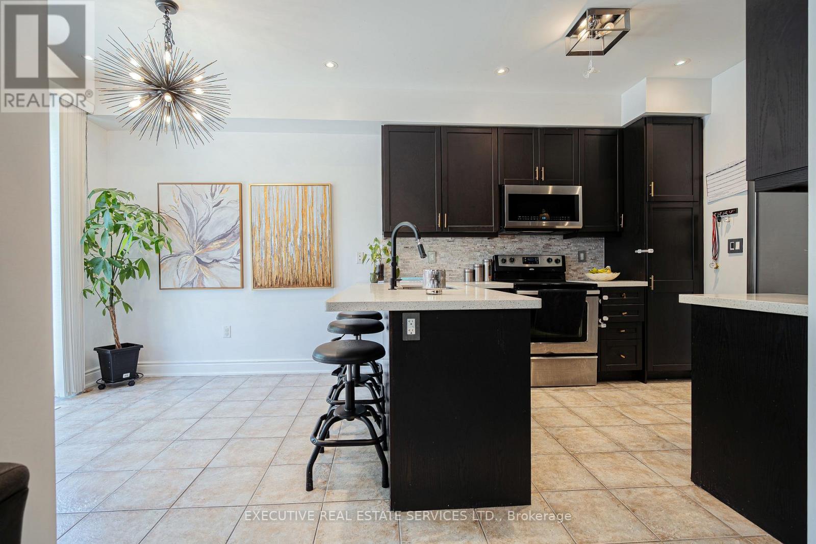 2 NECTARLANE AVENUE - 7
