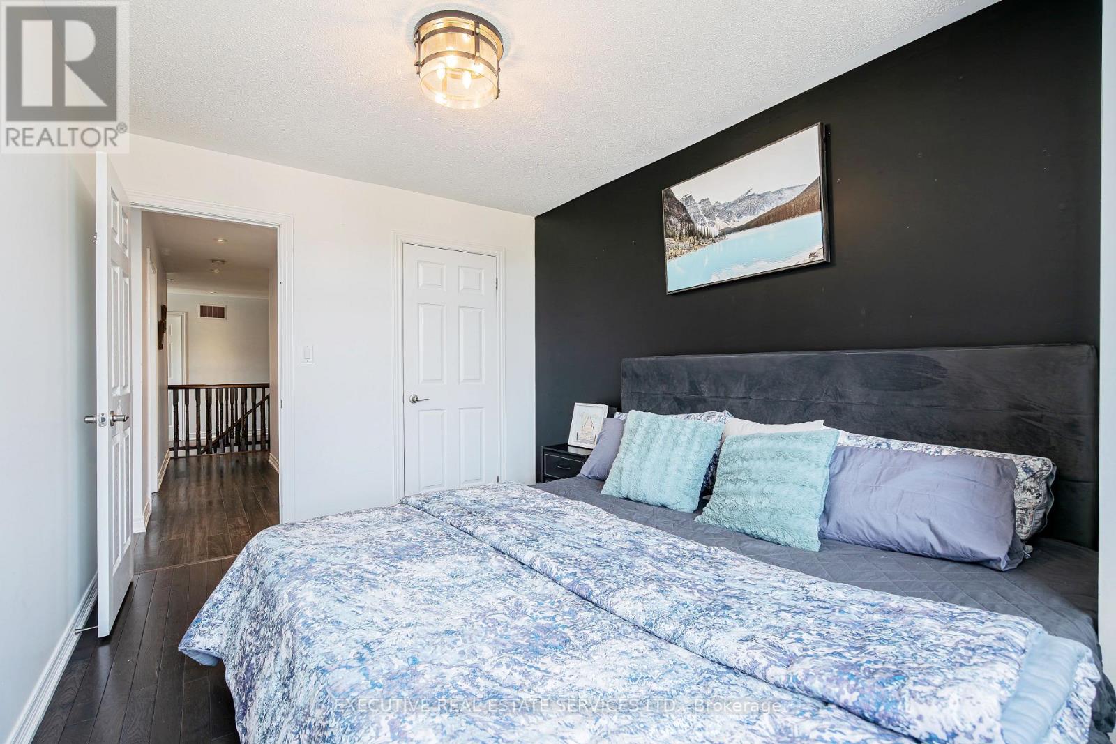 2 NECTARLANE AVENUE - 16