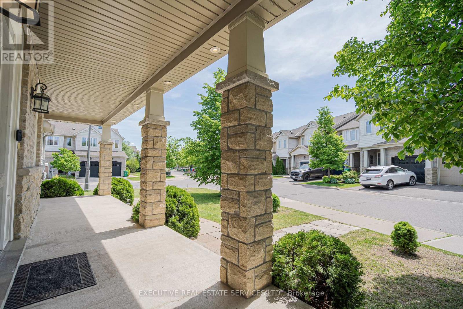 2 NECTARLANE AVENUE - 39
