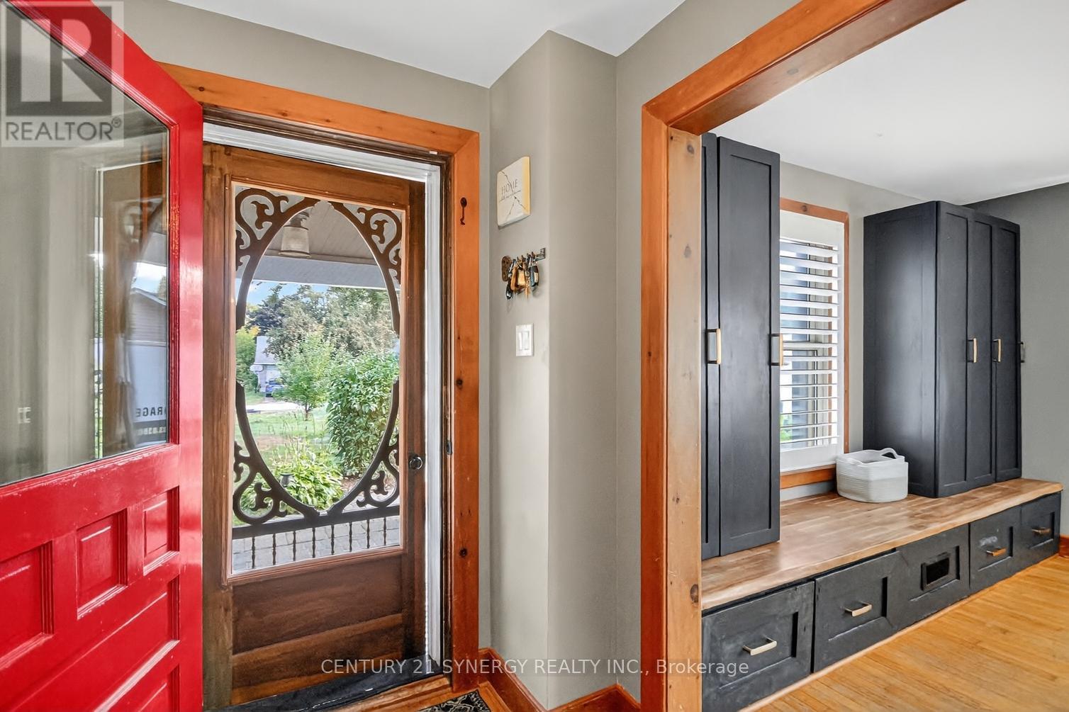 103 QUEEN CHARLOTTE STREET - 2