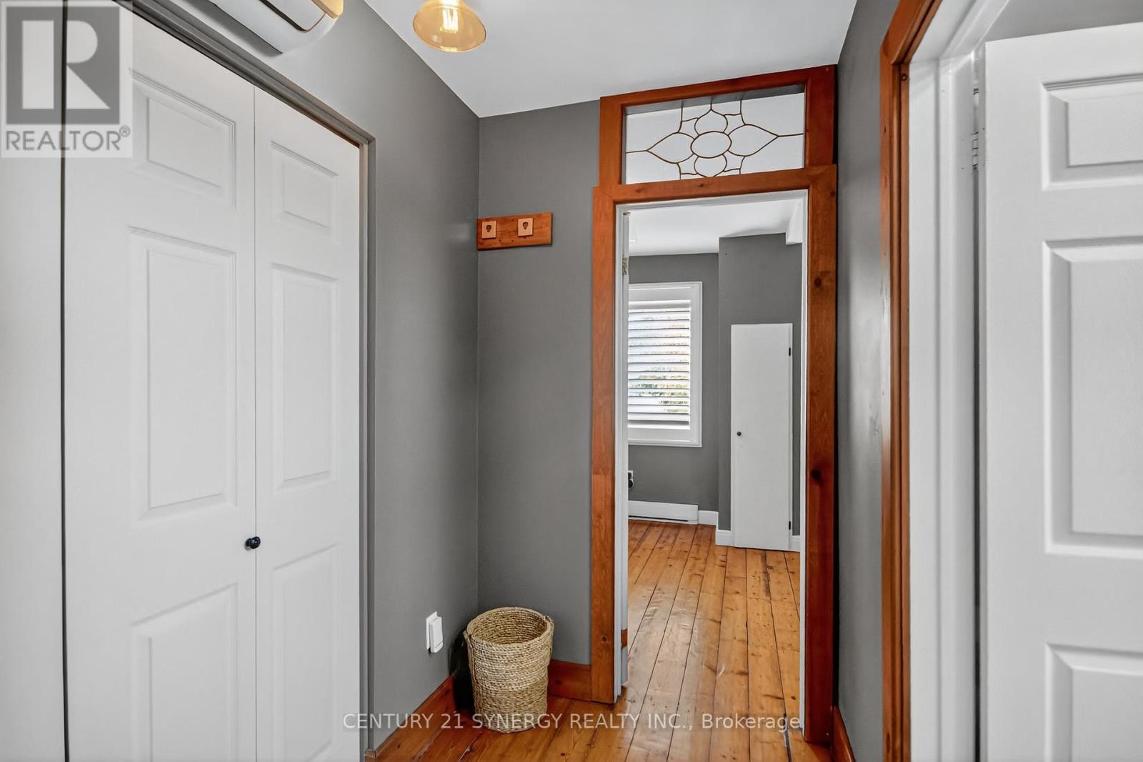 103 QUEEN CHARLOTTE STREET - 26
