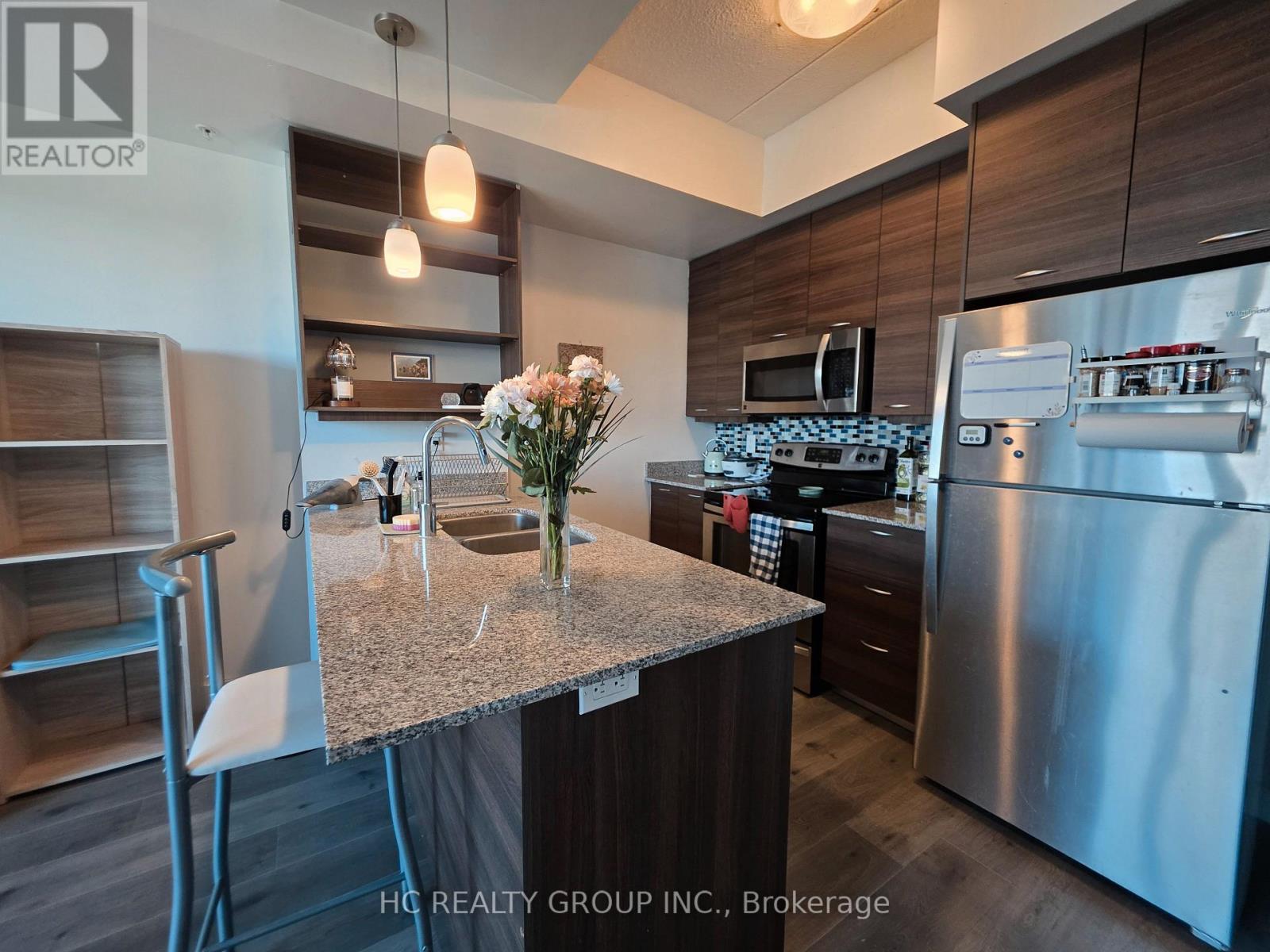 #1406 318 SPRUCE STREET - 19