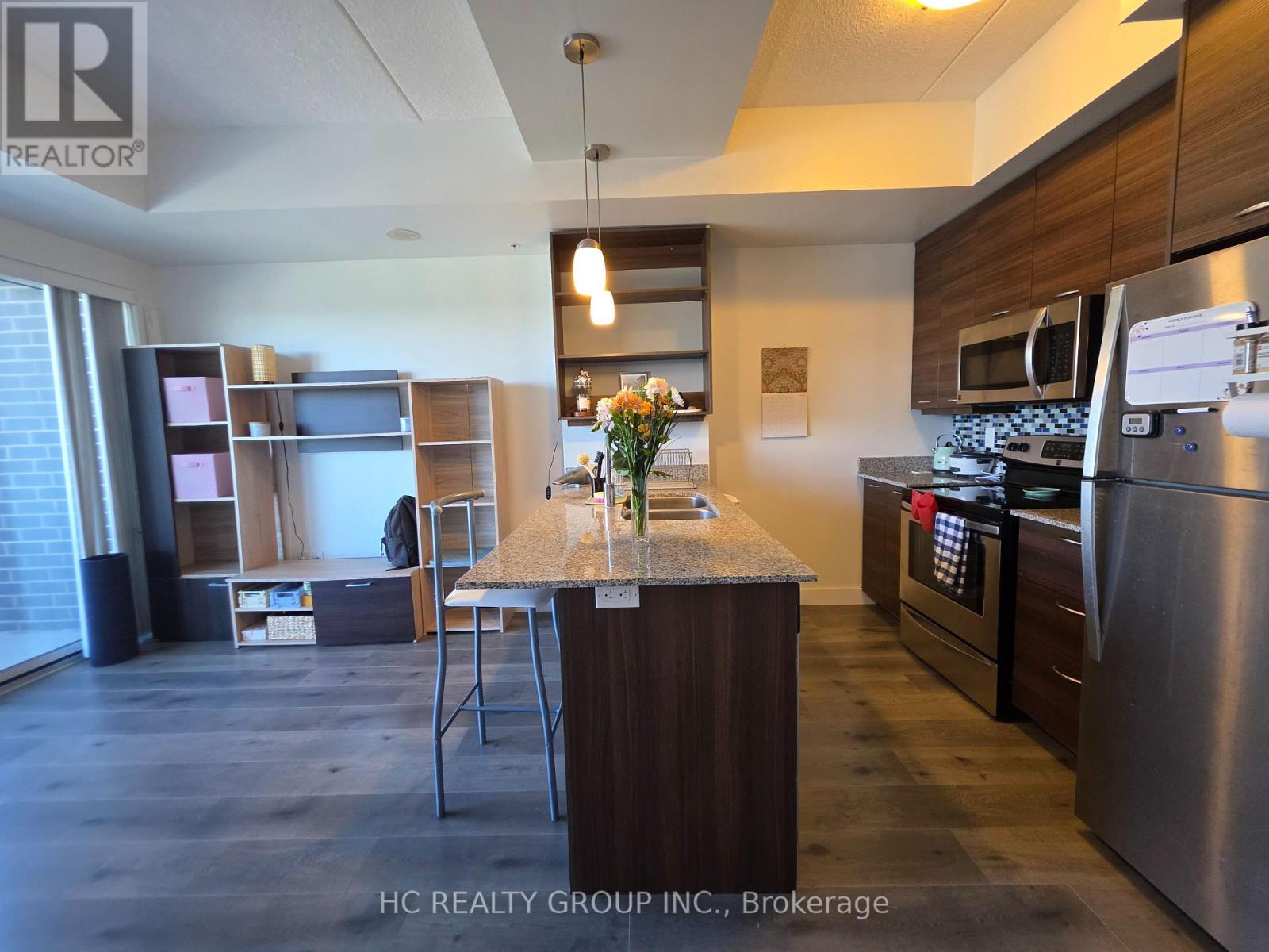#1406 318 SPRUCE STREET - 21