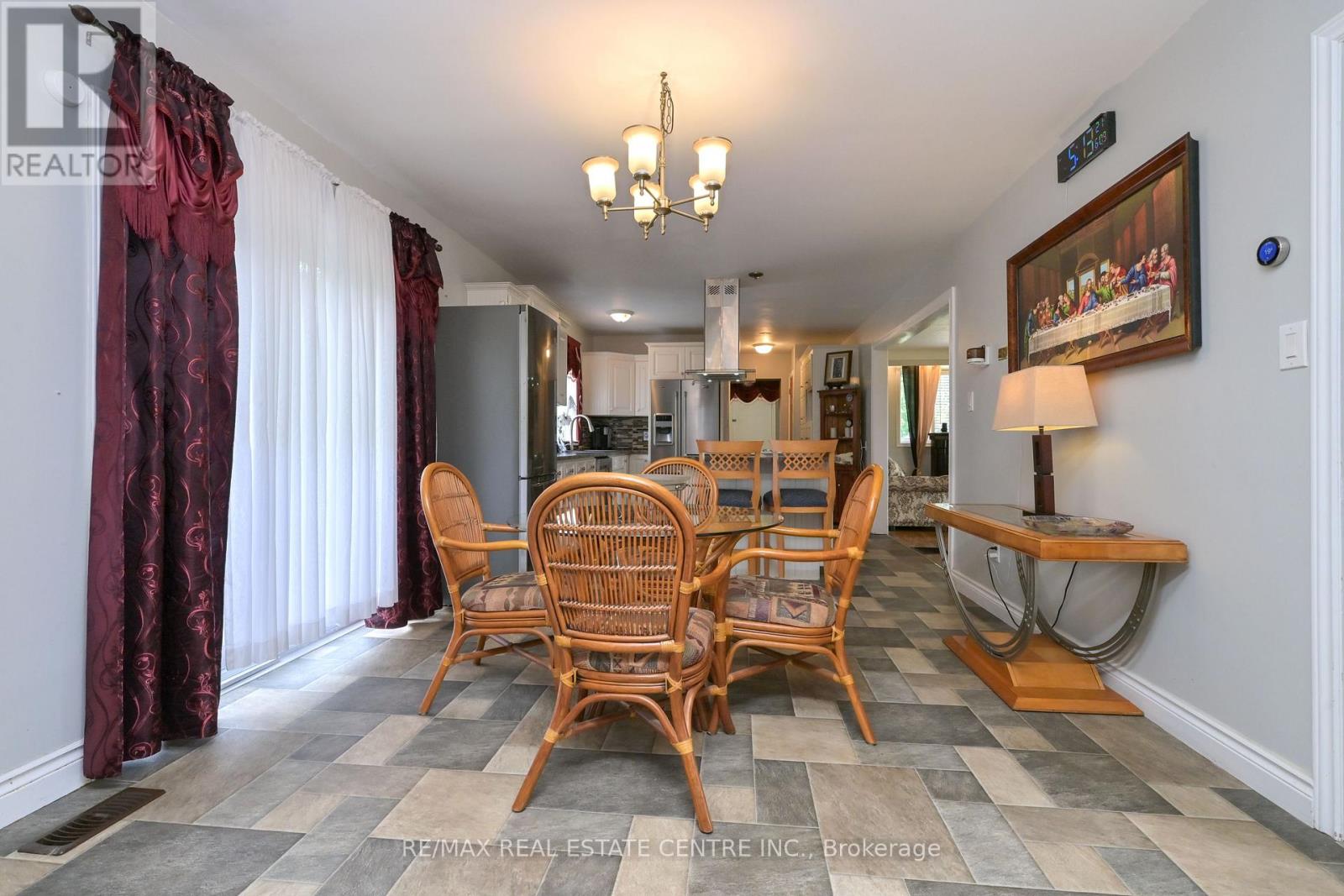 518325 COUNTY RD 124 ROAD - 11