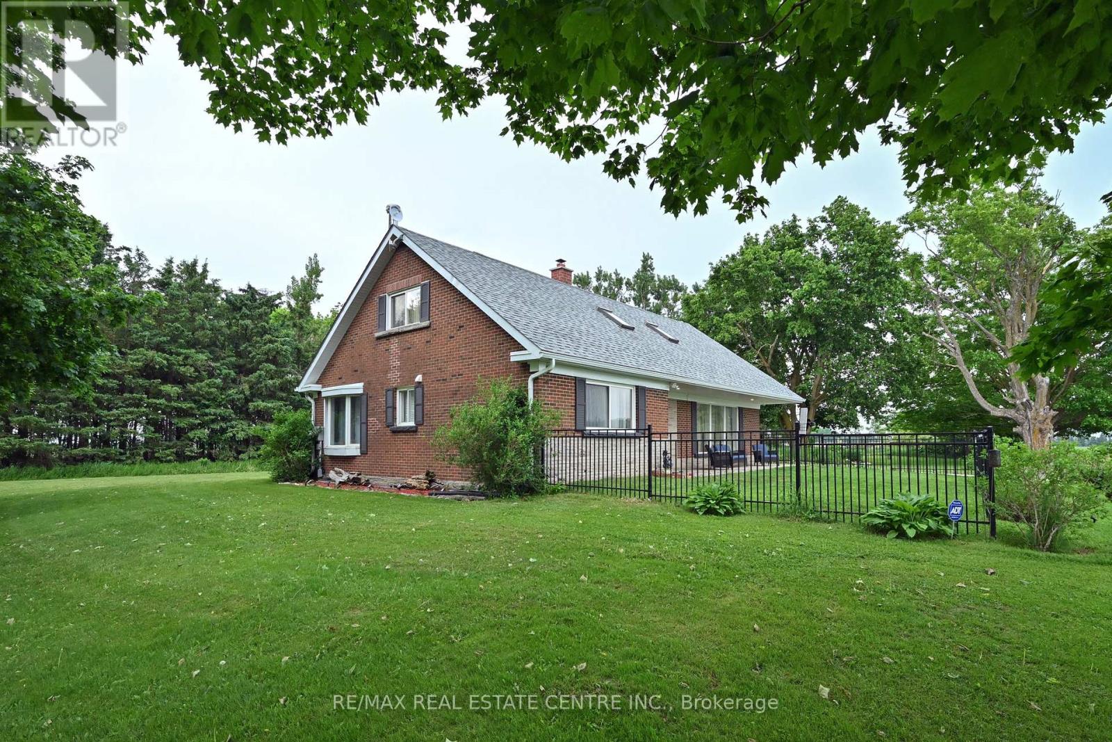 518325 COUNTY RD 124 ROAD - 35