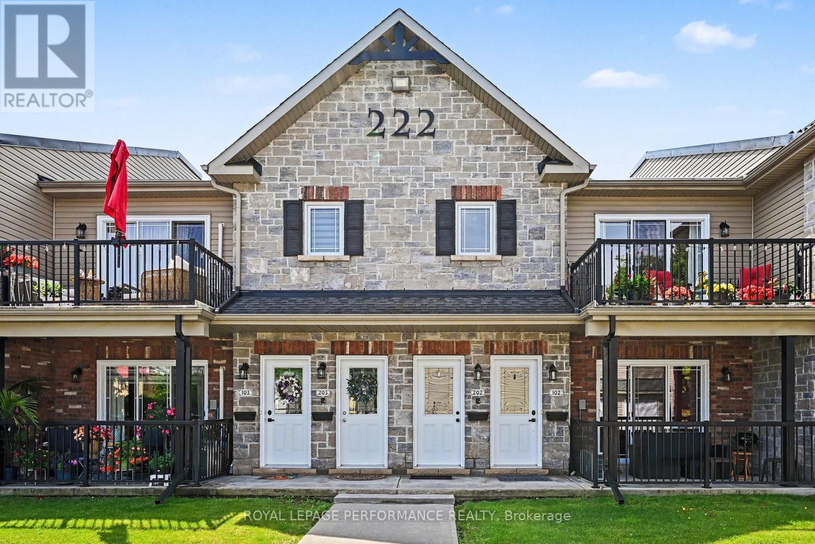 #202 222 FIRST STREET E - 1