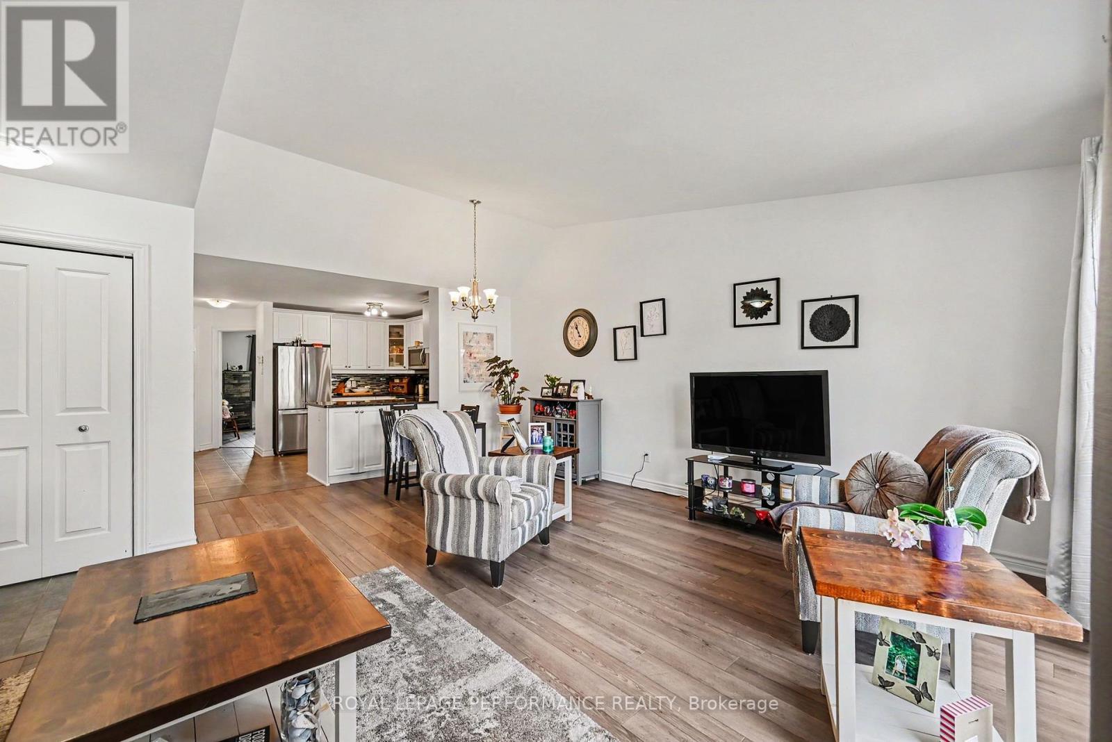#202 222 FIRST STREET E - 10