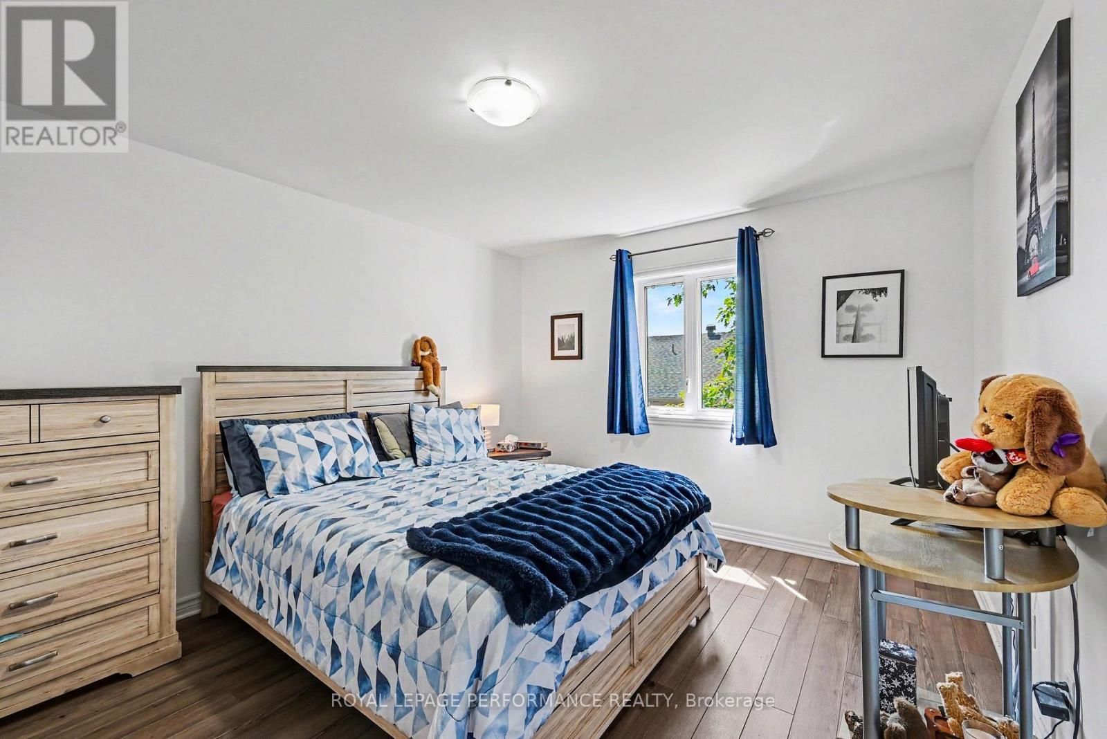 #202 222 FIRST STREET E - 20