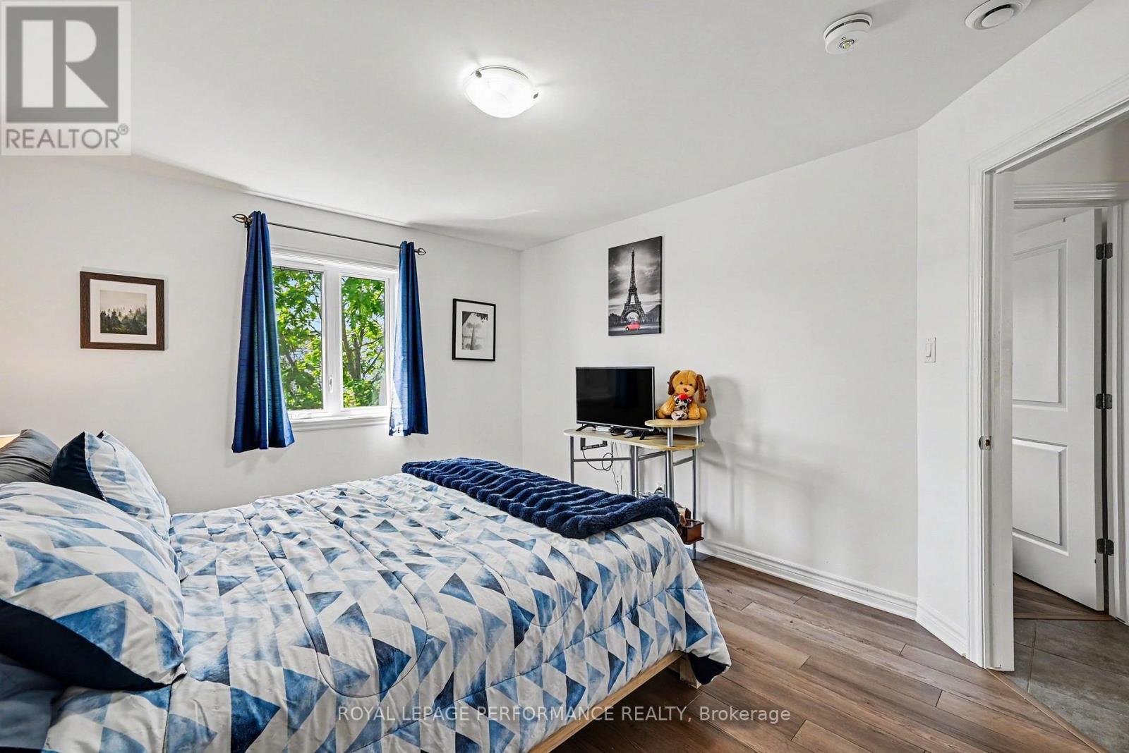 #202 222 FIRST STREET E - 21