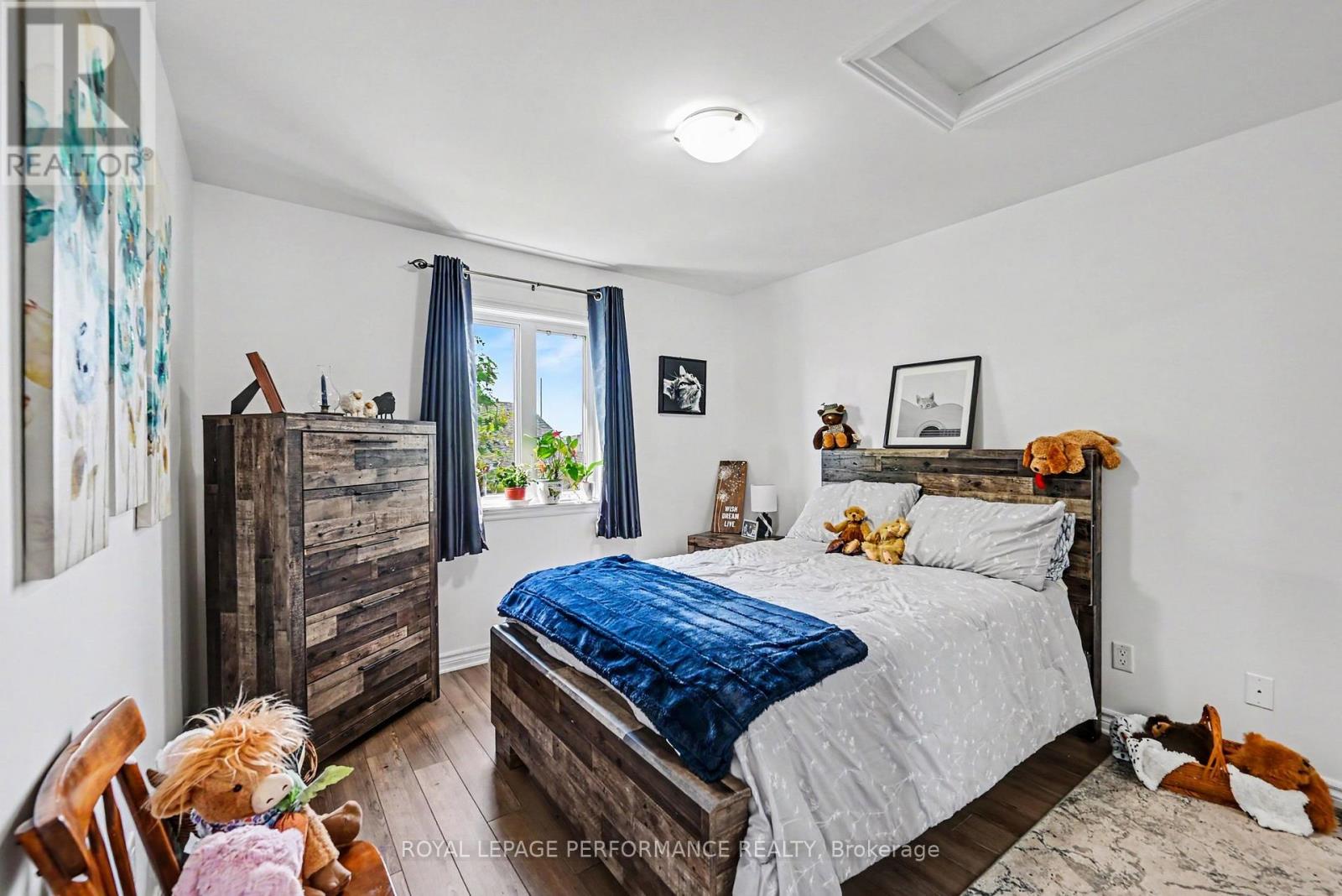 #202 222 FIRST STREET E - 24