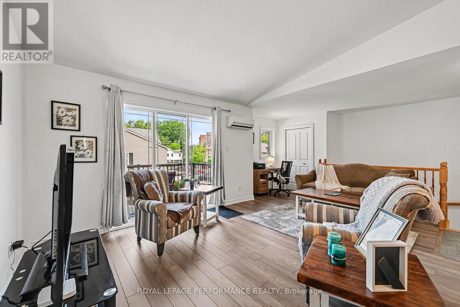 #202 222 FIRST STREET E - 6