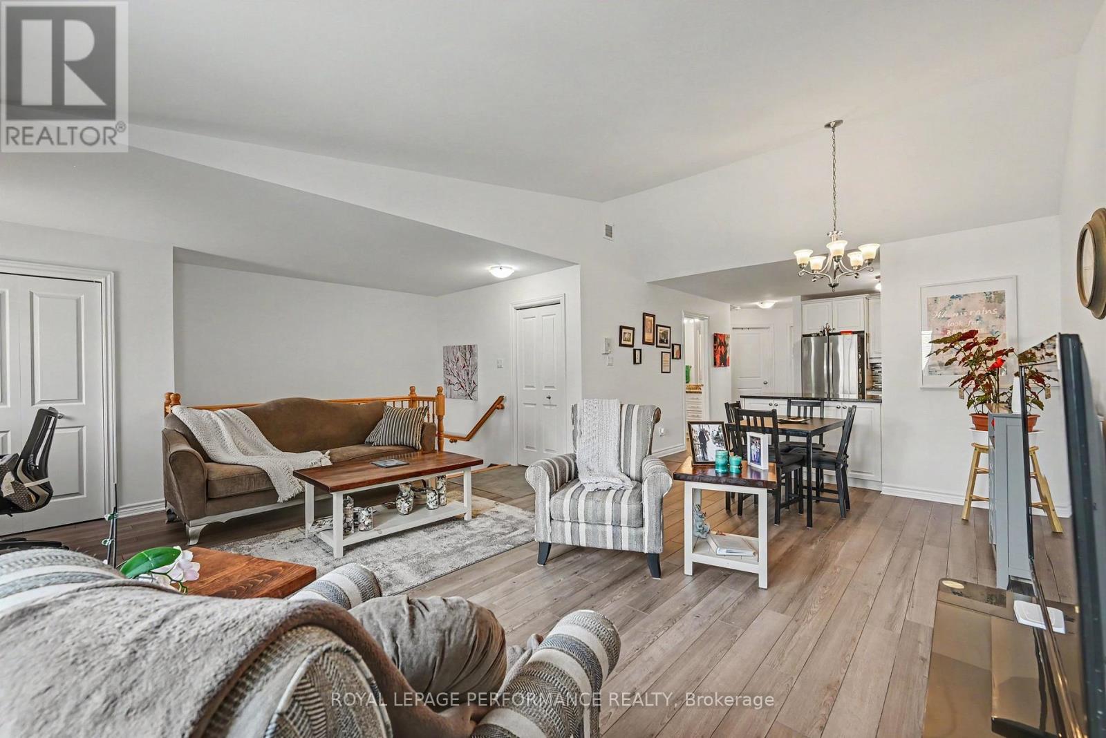 #202 222 FIRST STREET E - 7