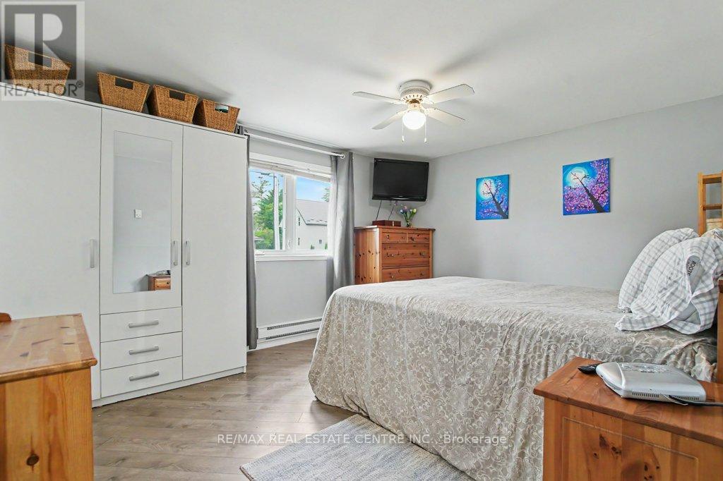 51 SCHADE STREET - 19