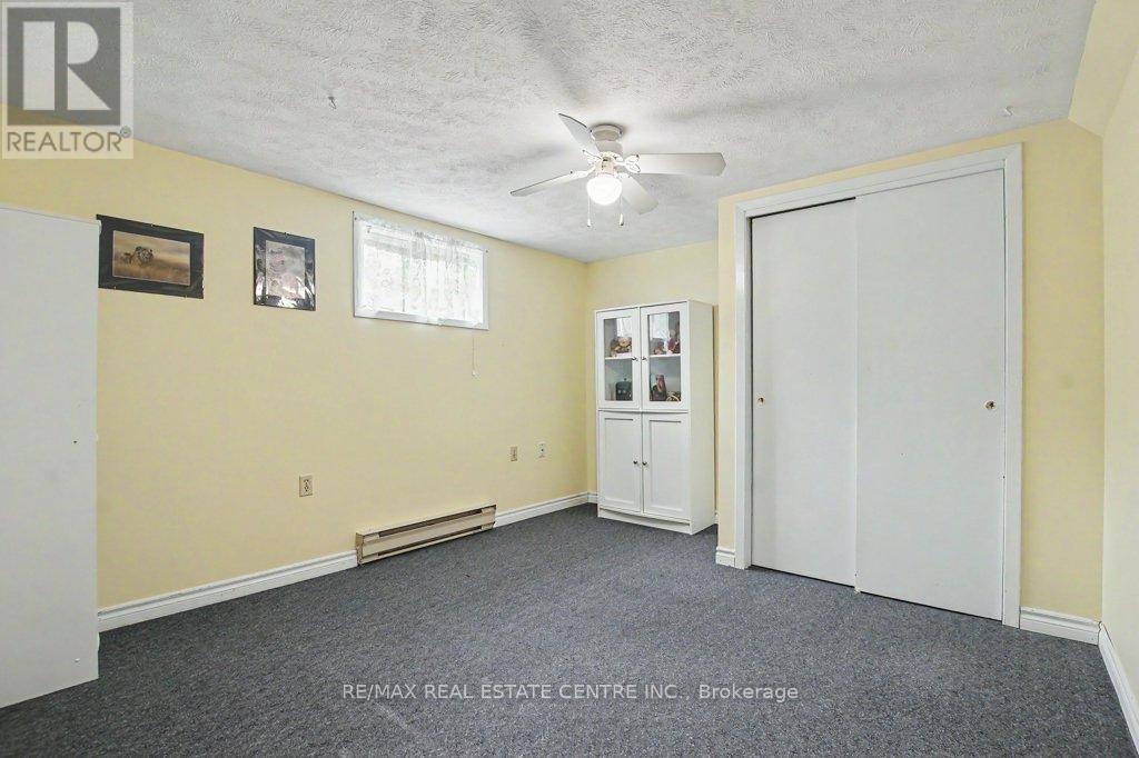 51 SCHADE STREET - 31