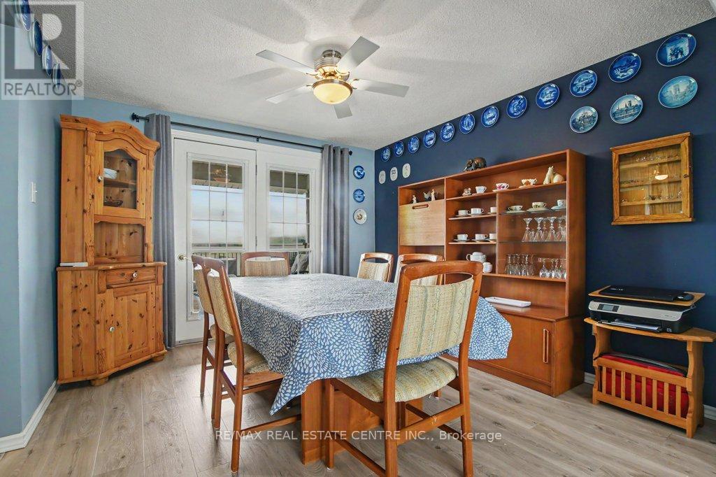 51 SCHADE STREET - 9