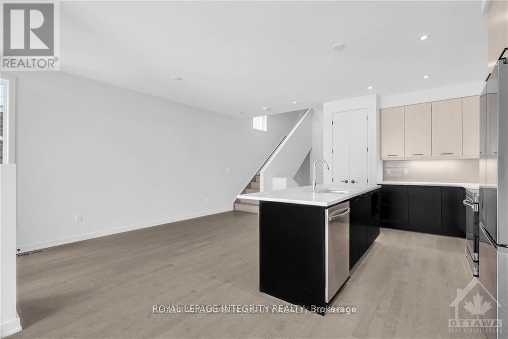 3 Bed, 3 Bath House for Rent in Ottawa – 254 SHUTTLEWORTH DRIVE, Ottawa – MLS# X13442664 - Image 12
