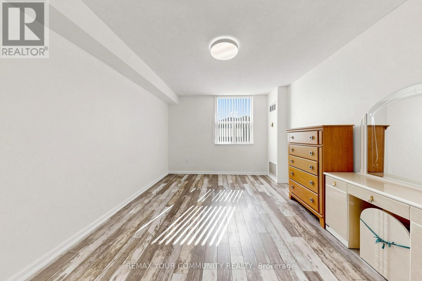 #1407 205 HILDA AVENUE - 32