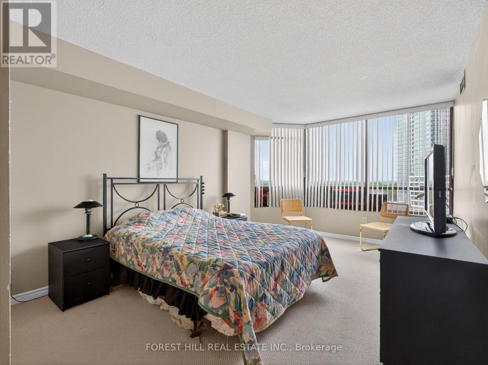 #1014 7460 BATHURST STREET - Image 8
