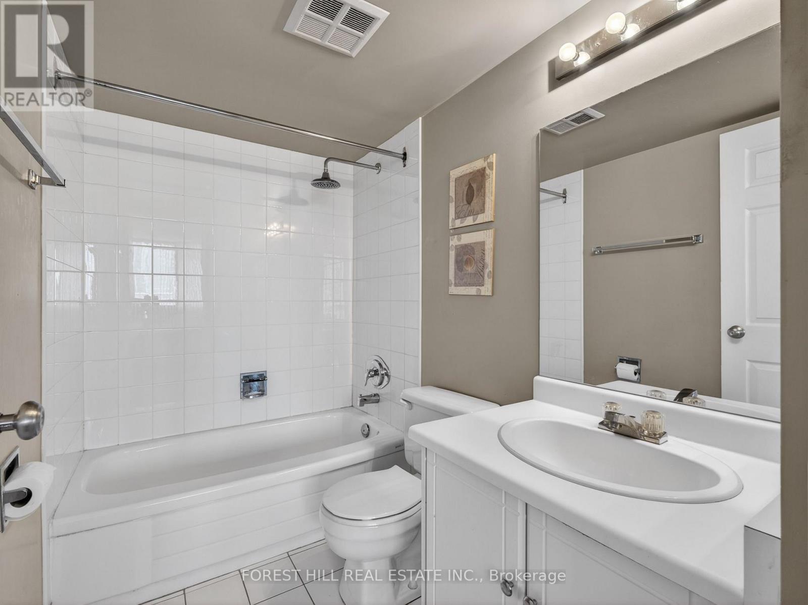 #1014 7460 BATHURST STREET - Image 9