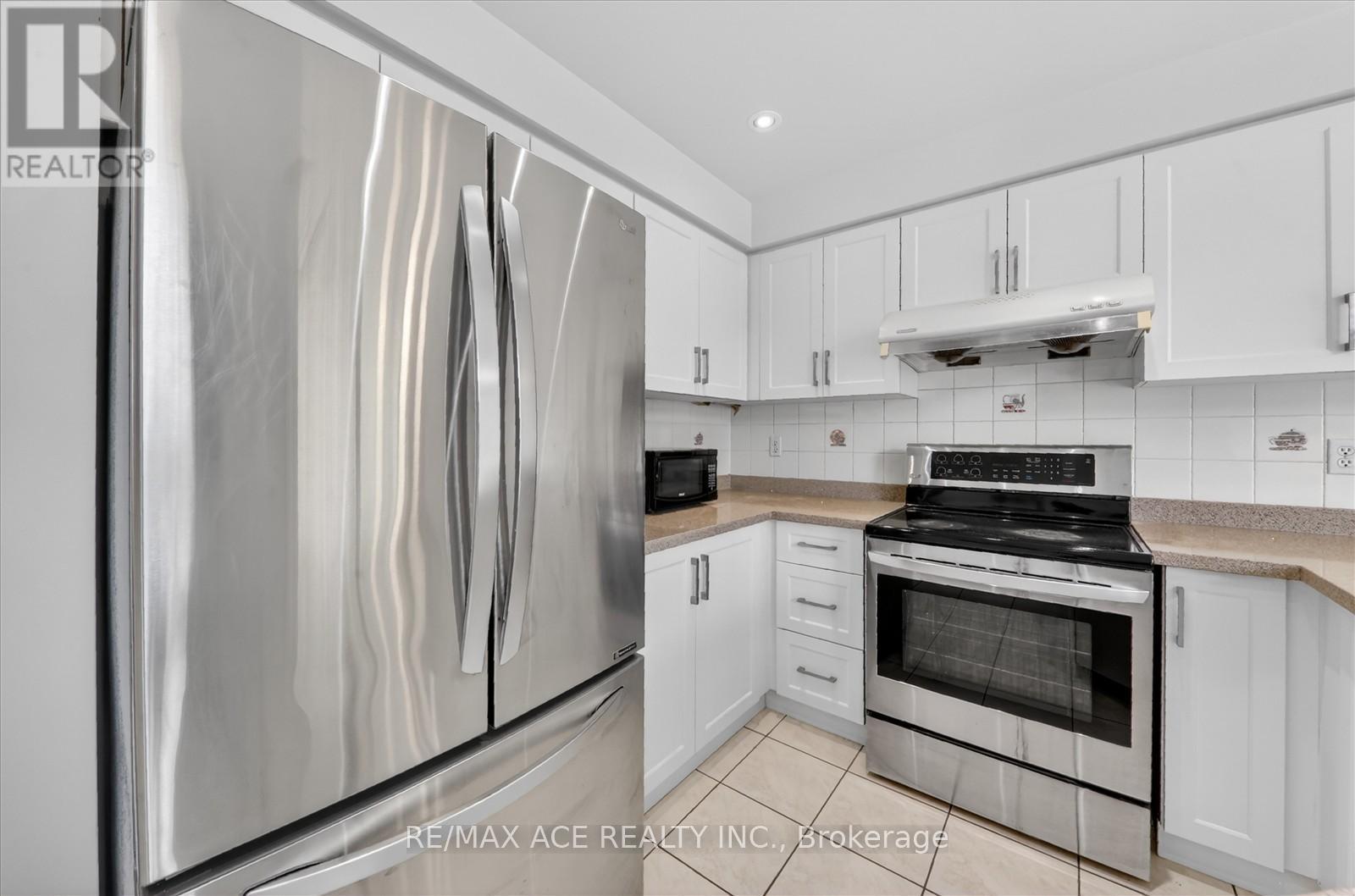 42 FEATHER REED WAY - 19