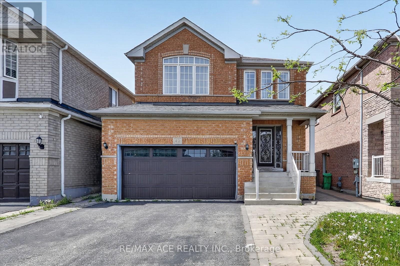 42 FEATHER REED WAY - 2