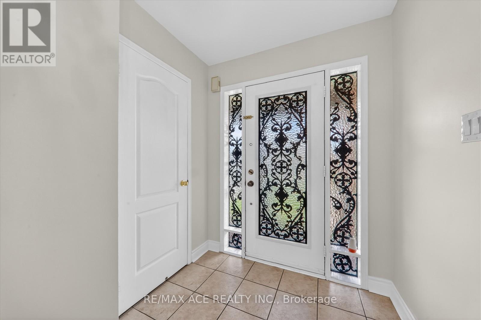 42 FEATHER REED WAY - 8