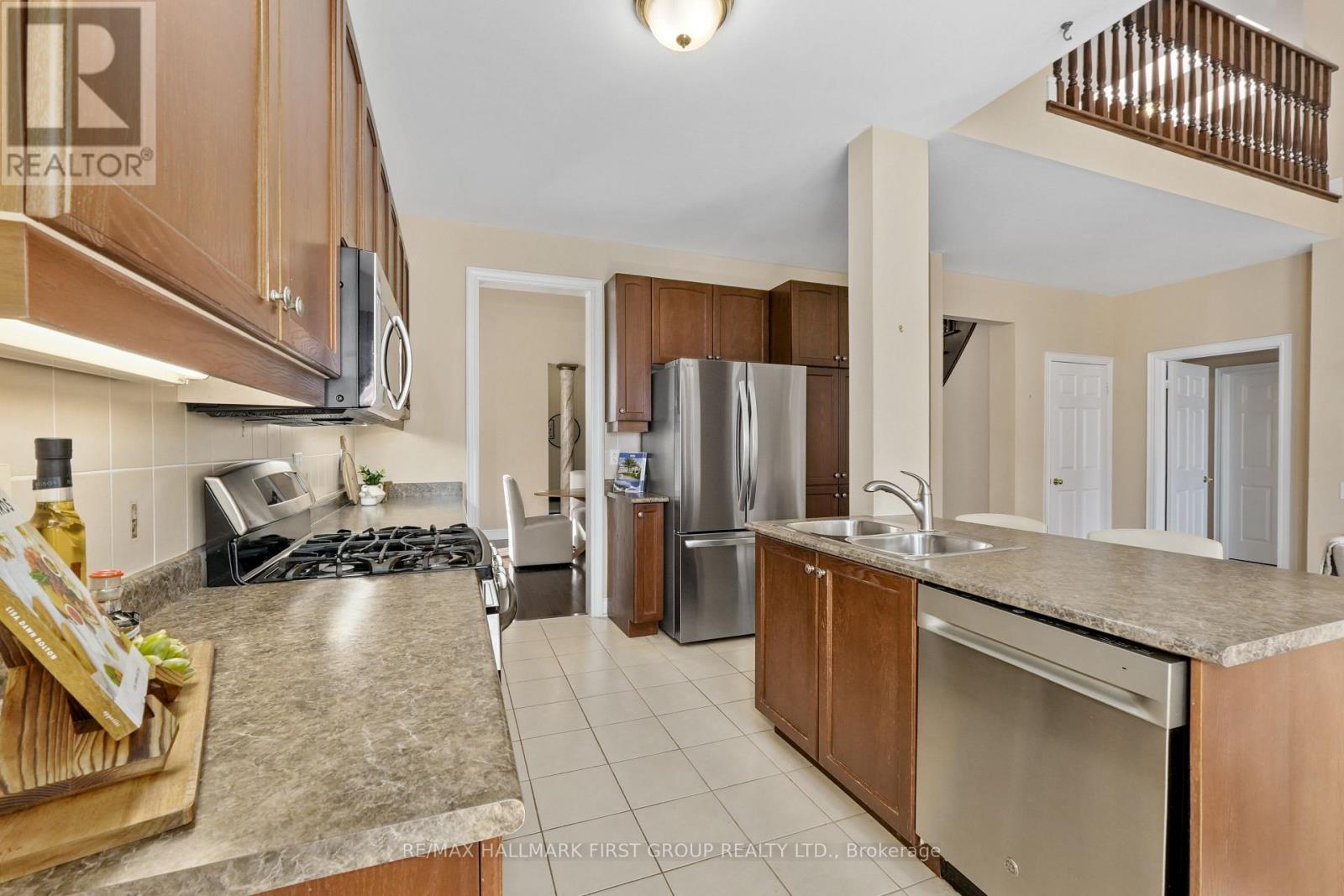 3 POTTS LANE - 16