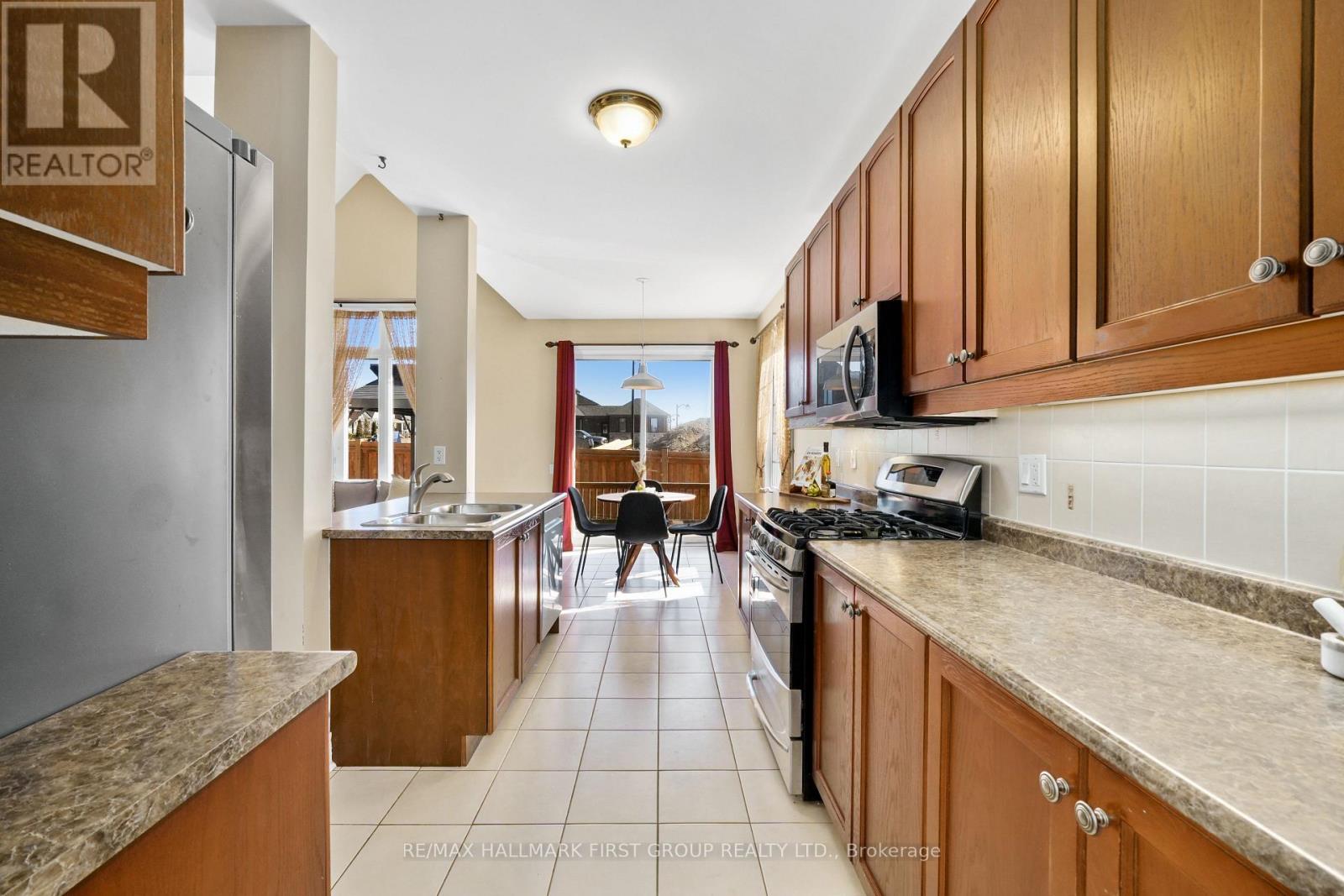 3 POTTS LANE - 17