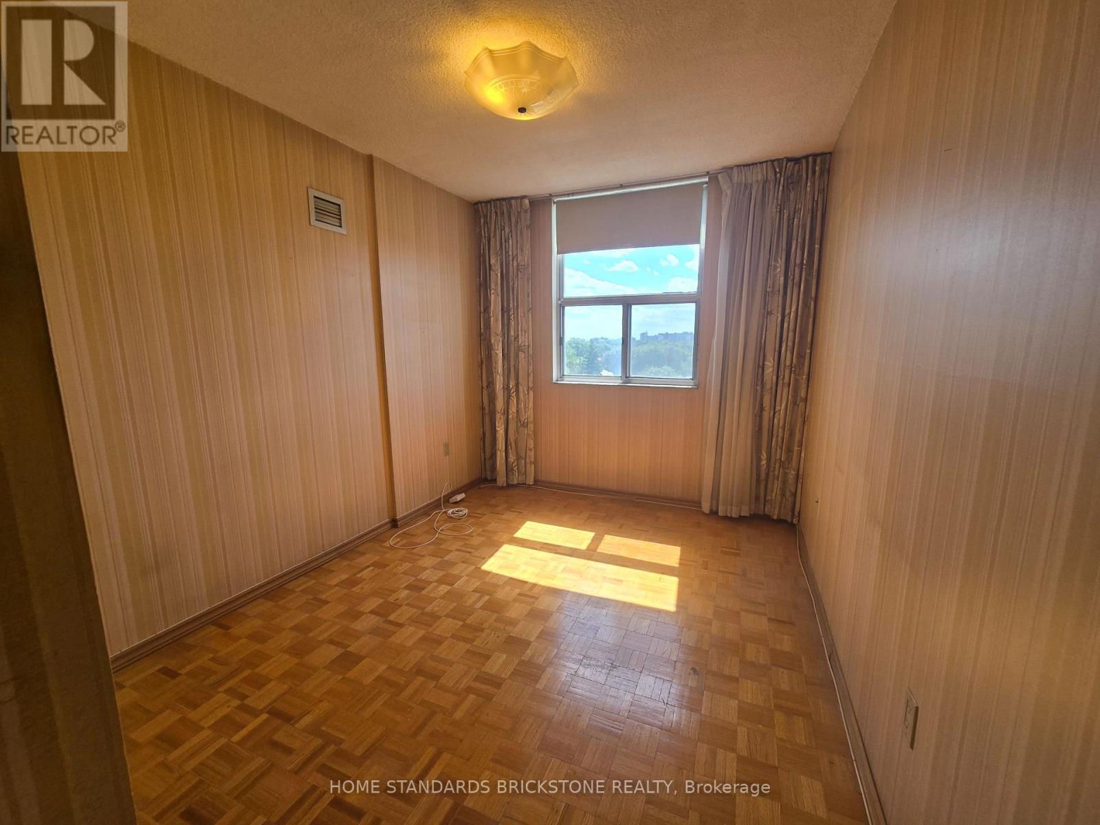 #802 205 HILDA AVENUE - Image 6