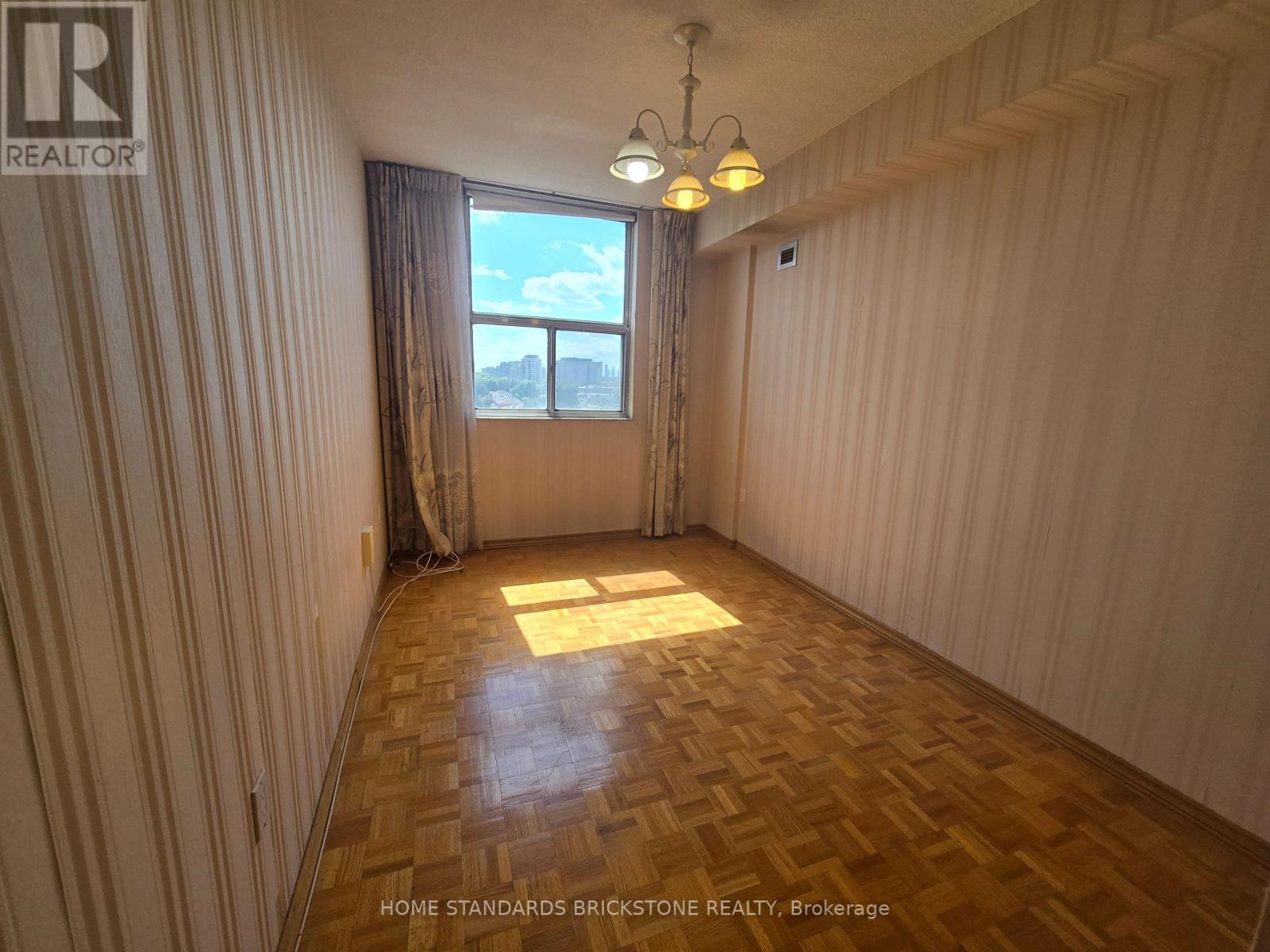 #802 205 HILDA AVENUE - Image 7