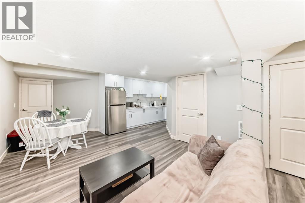 85 Savanna Close NE - 33