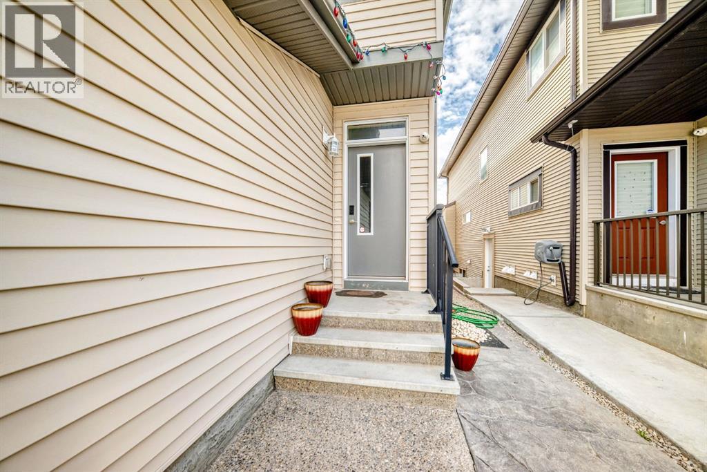 85 Savanna Close NE - 3
