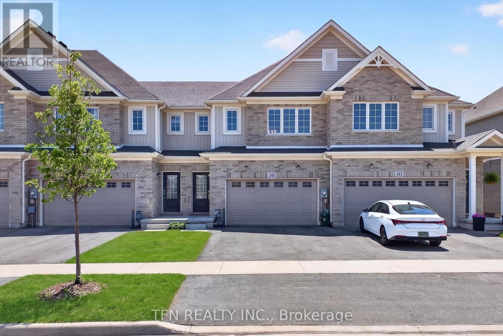245 BUR OAK DRIVE - 1